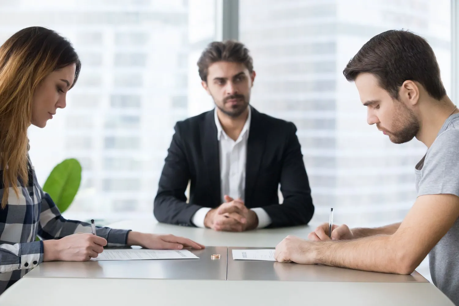 How EH Mediation Guides Couples Toward Fair and Balanced Outcomes Bradford-on-Avon